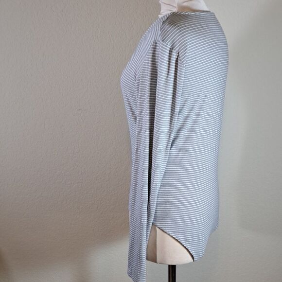 H & M Bodysuit Size L Blue White Striped Wrap Style Deep V-Neck Long Sleeve - Picture 4 of 10